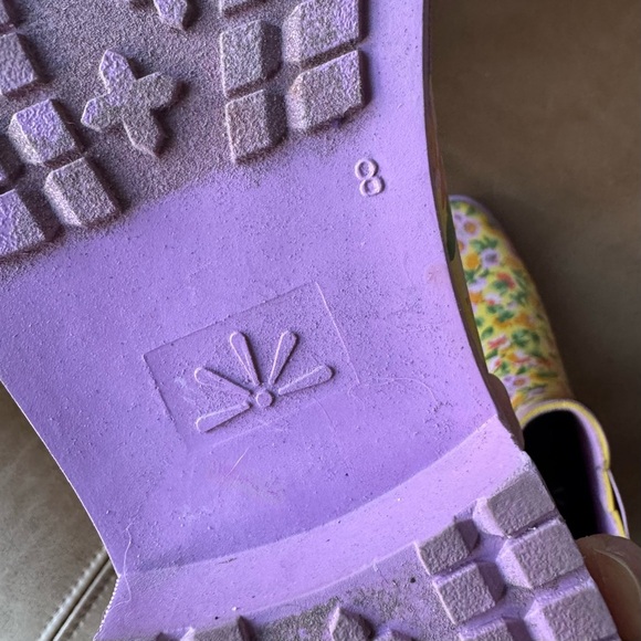 Isaac Mizrahi Floral Print Waterproof Rain Boots Chelsea Pastel Multicolor 8 - Picture 6 of 9